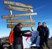 Erster Kilimanjaro-Stamm der Concordia, Fassanstich